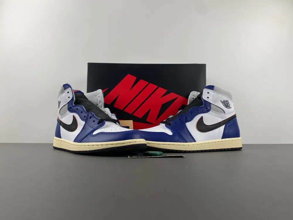 Air Jordan 1 High OG  DCEFF517