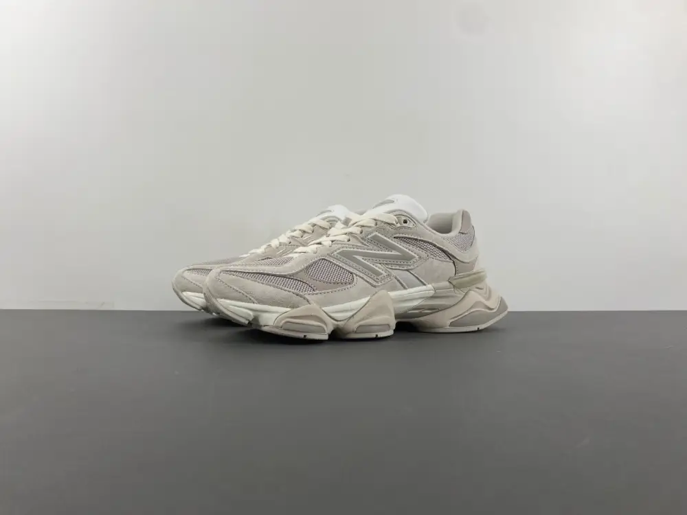 New Balance 9060 Grey Moonbeam 