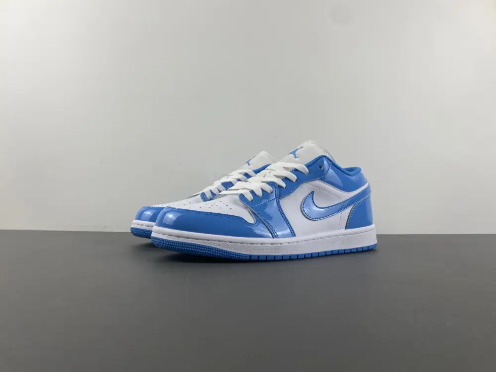 Air Jordan 1 Low SE White Legend Blue 