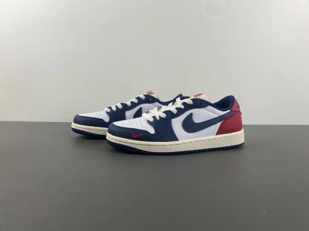 Air Jordan 1 Low 