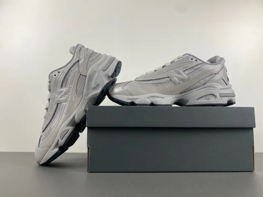 New Balance 1000 Silver Reflective 