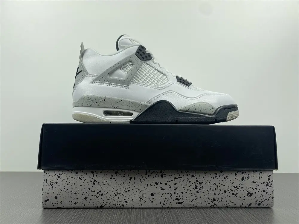 Air Jordan 4 White Cement 