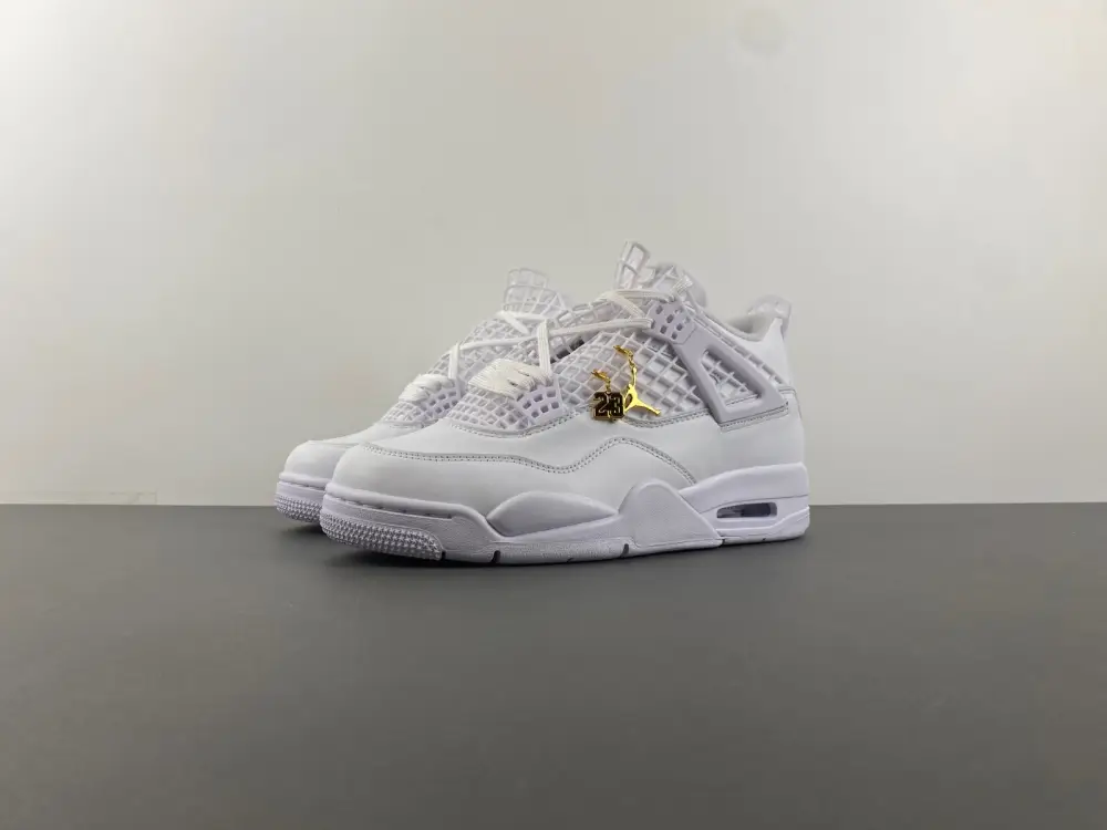 Air Jordan 4 