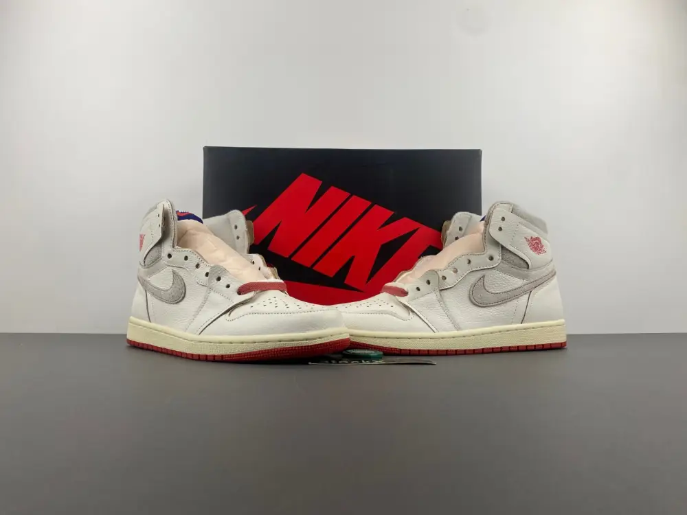 Air Jordan 1 High OG Rare Air 