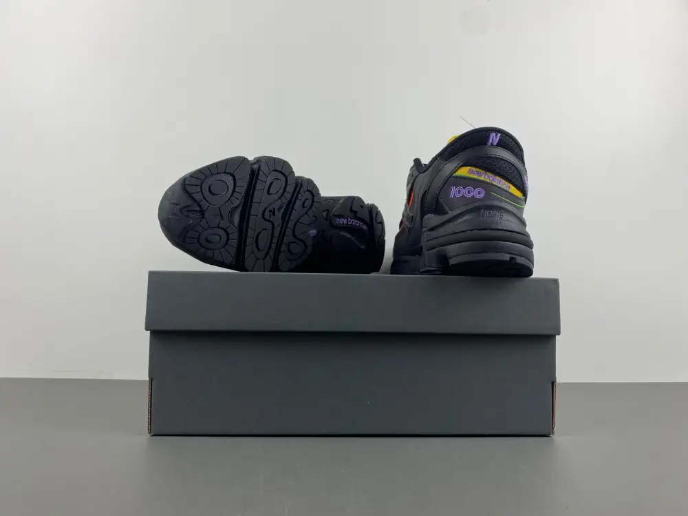 New New Balance 1000'  M1000TP  Black 