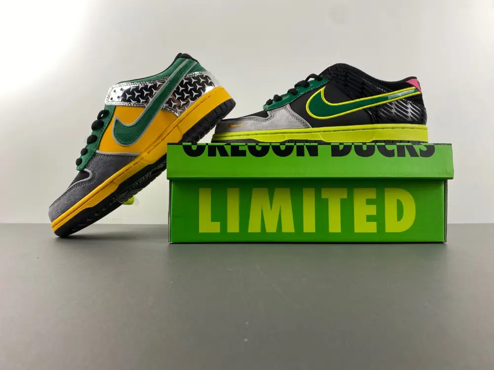 Nike Dunk Low 