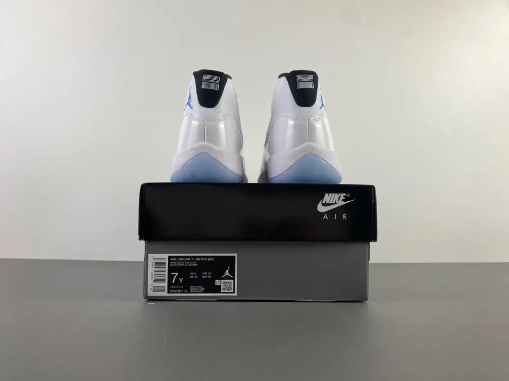 Air Jordan 11 Retro GS 'Columbia   Legend Blue' 2024 