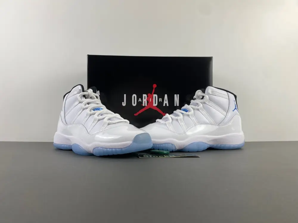 Air Jordan 11 Retro GS 'Columbia / Legend Blue' 2024  FCECB626