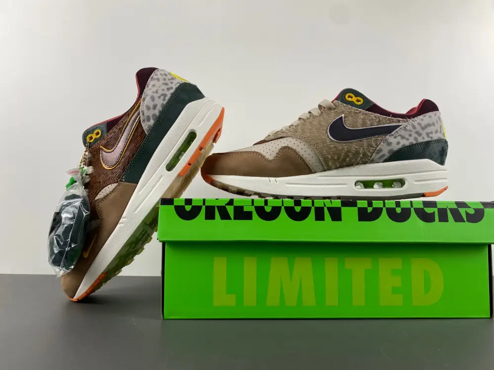 Nike Air Max 1 '87 Luxe University of Oregon PE 2024 