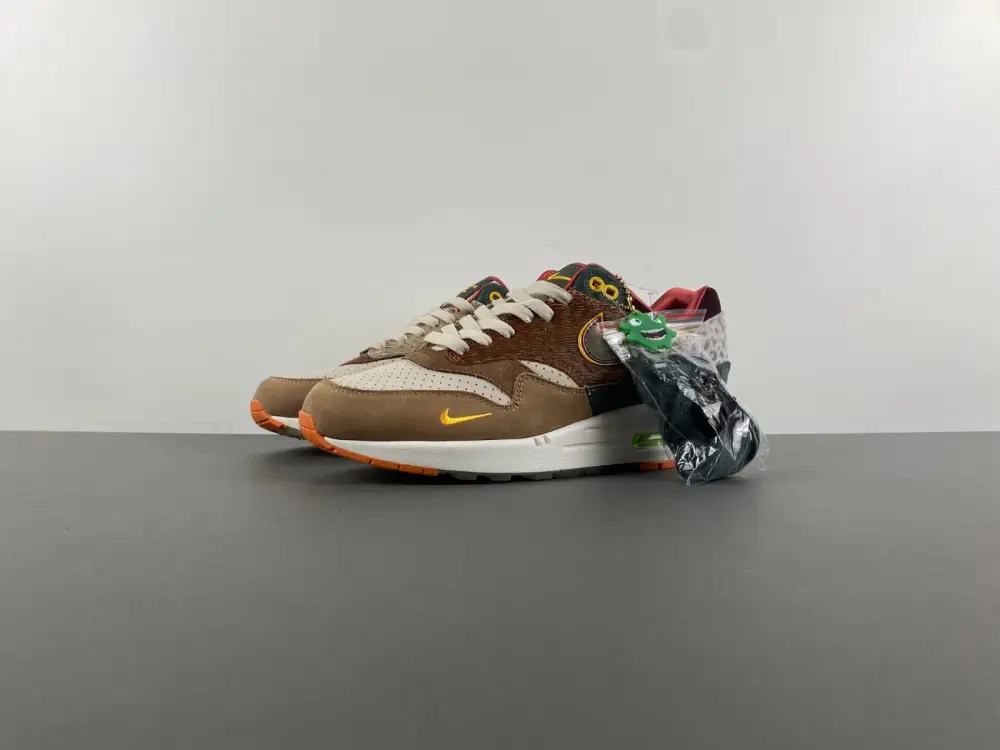 Nike Air Max 1 '87 Luxe University of Oregon PE 2024 