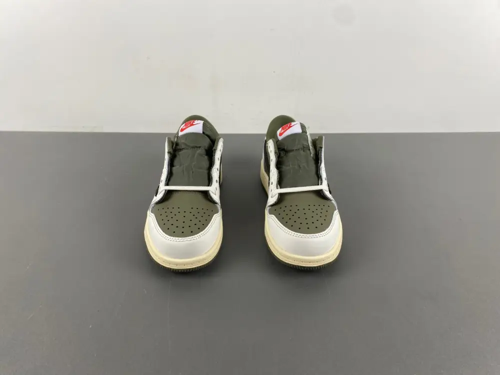 Jordan 1 Retro Low OG SP Travis Scott Medium Olive 