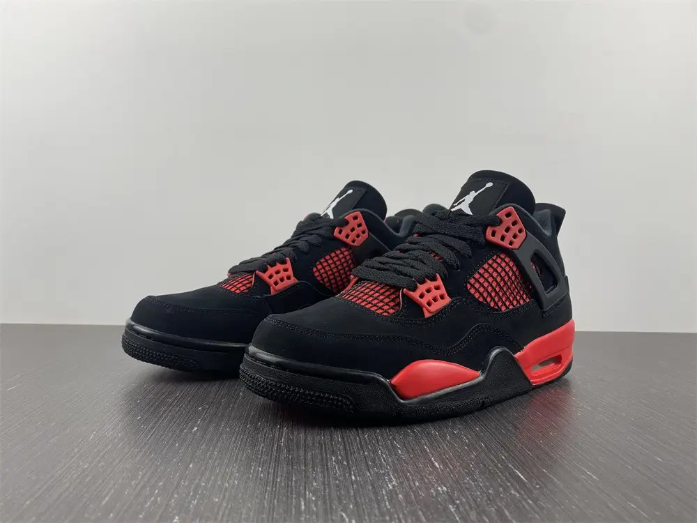 Air Jordan 4「Red Thunder 