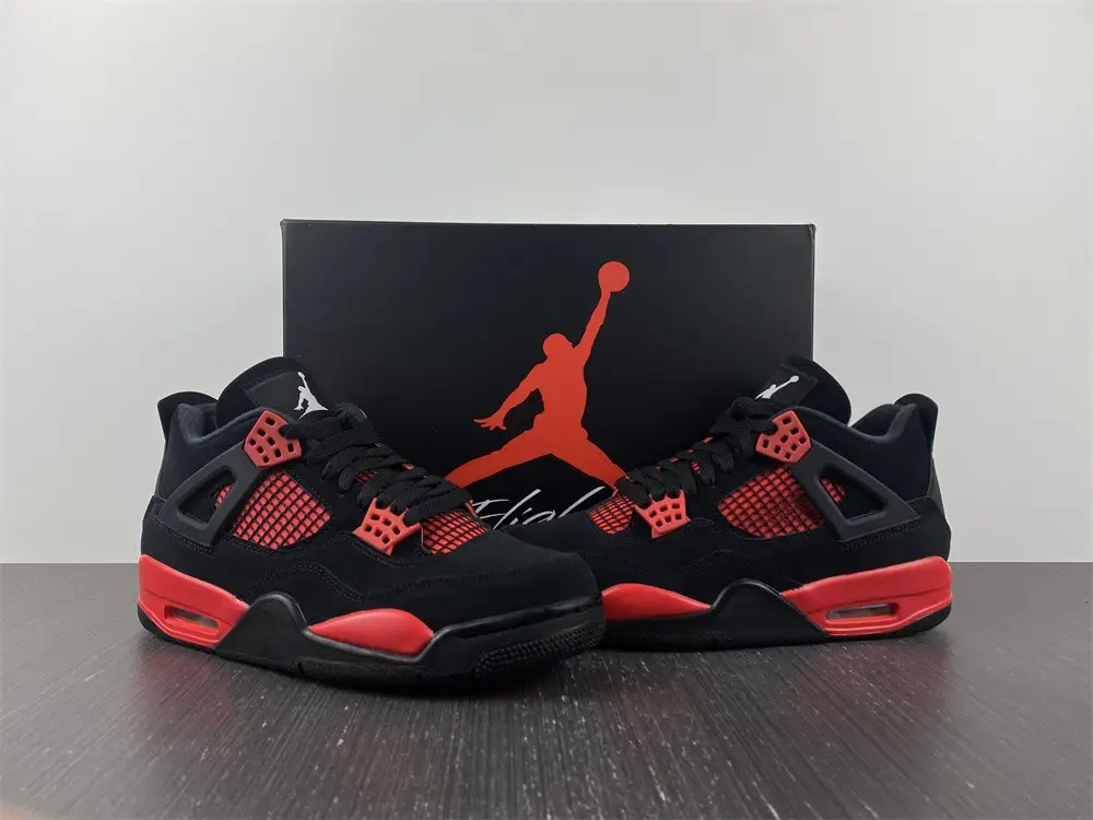 Air Jordan 4「Red Thunder 
