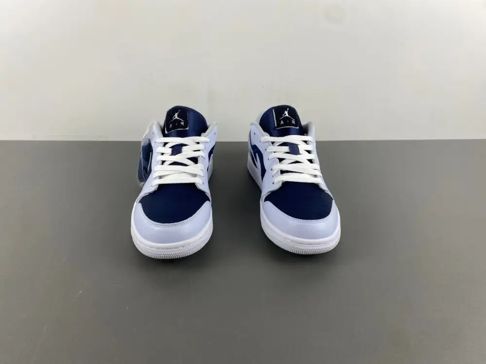Air Jordan 1 Low SE Football Grey White Gym Red Midnight Navy 