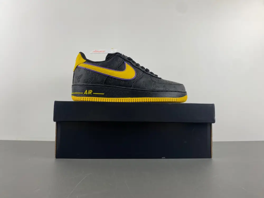 Kobe Bryant x Nike Air Force 1 Low 