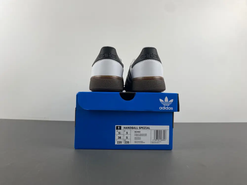 adidas HANDBALL 