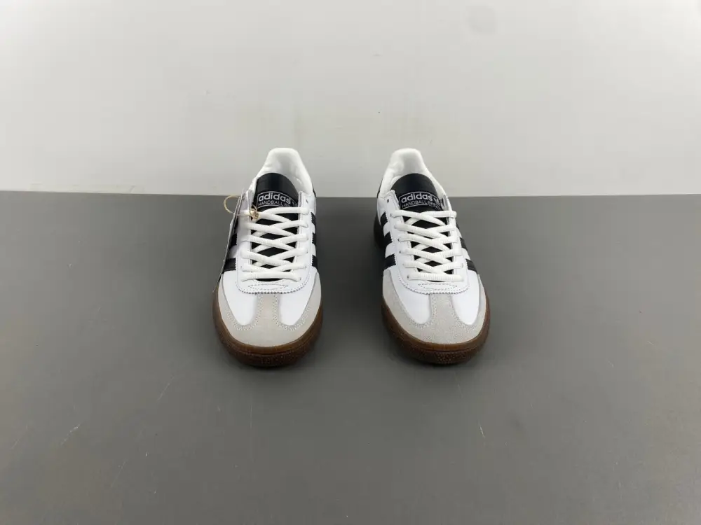 adidas HANDBALL 