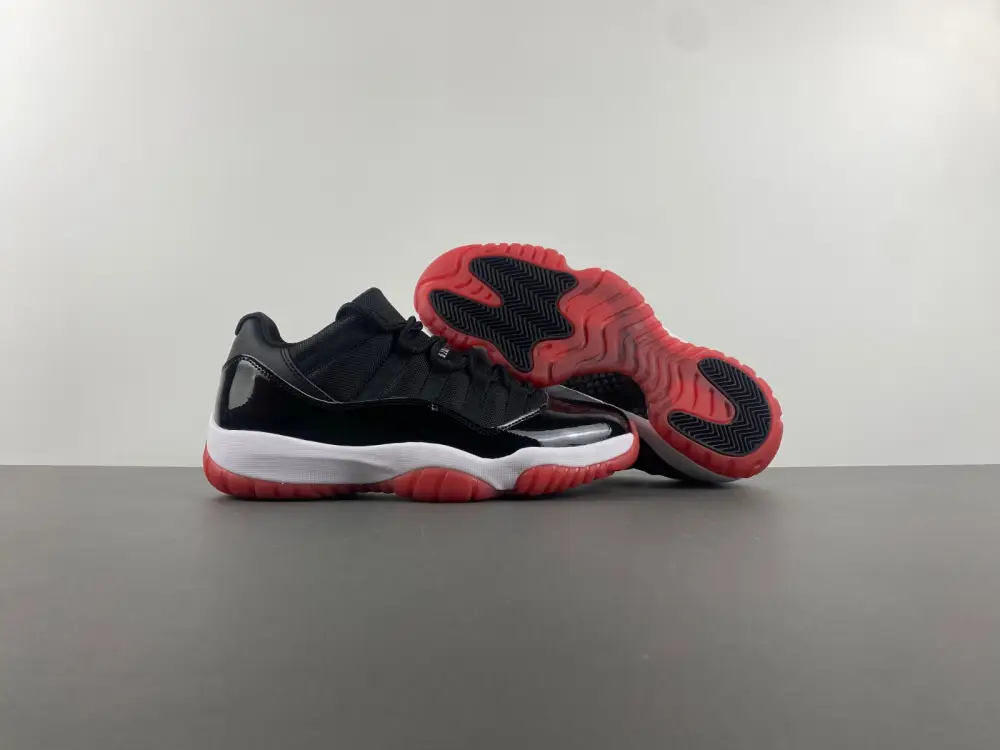 Air Jordan 11 Low 