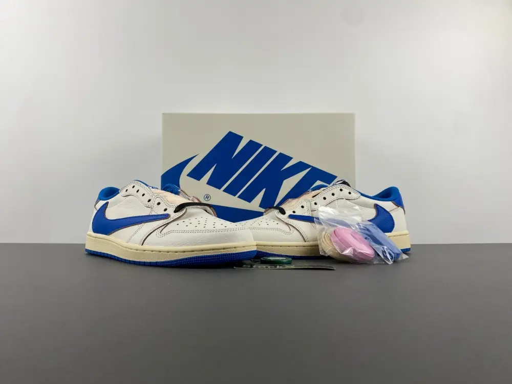 Travis Scott x Fragment x Air Jordan 1 Low OG  ABCDD587
