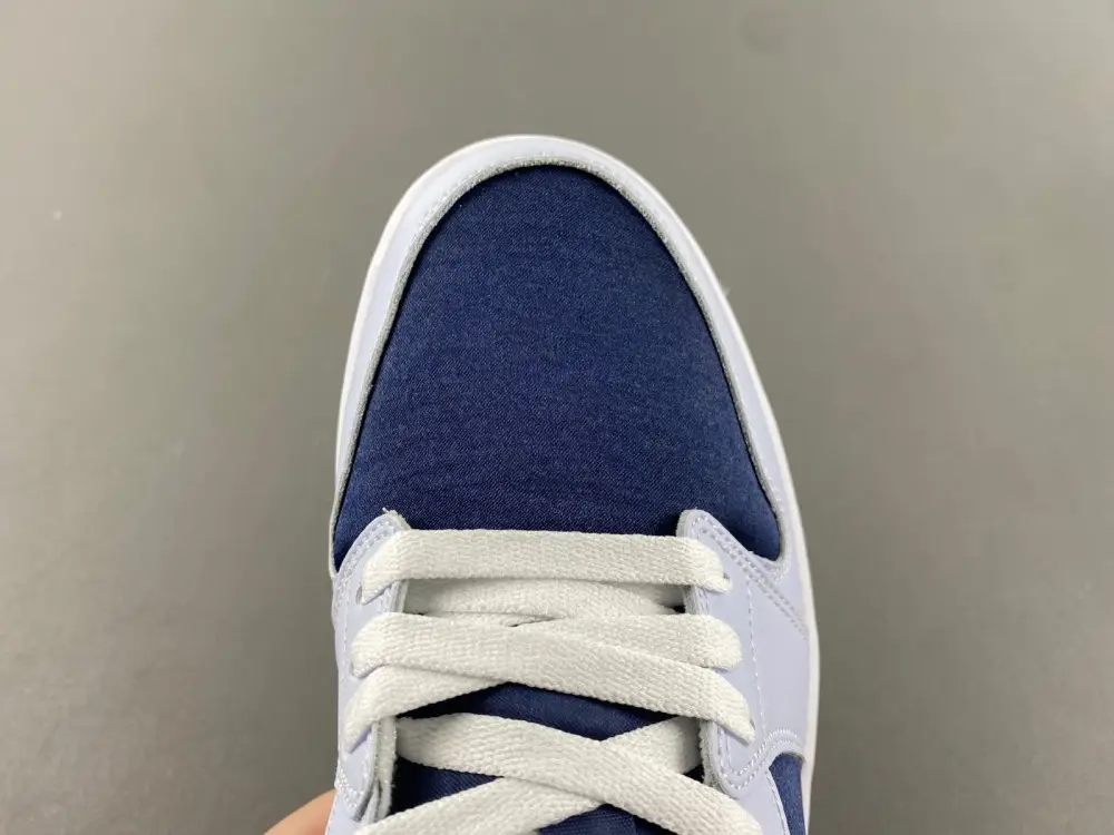 Air Jordan 1 Low 