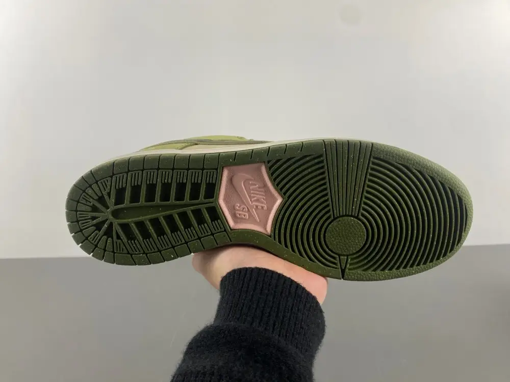 Yuto Horigome x Nike SB Dunk Low 