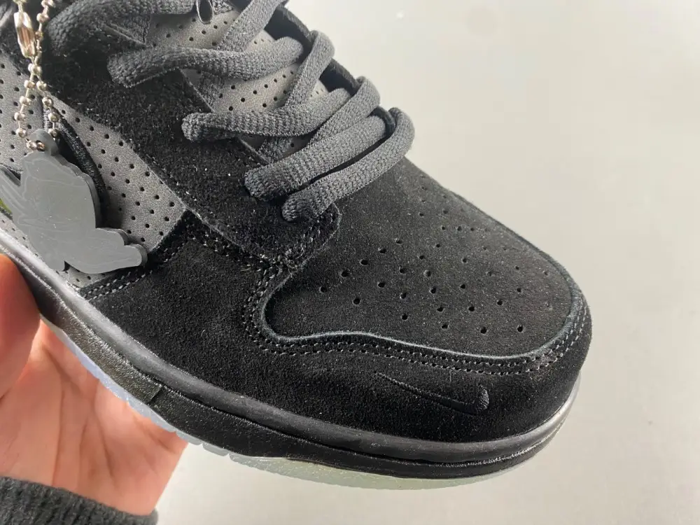 Division Street x Nike Dunk Low Lux 