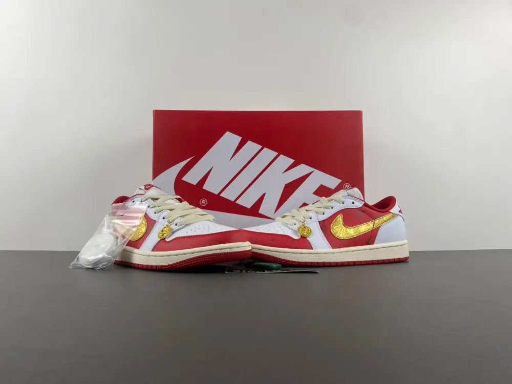 Air Jordan 1 Low 