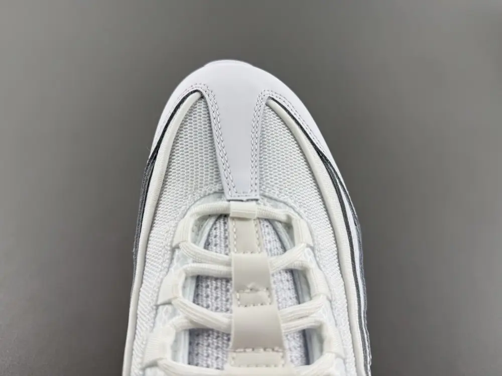 Nike Air Max 95 Essential 