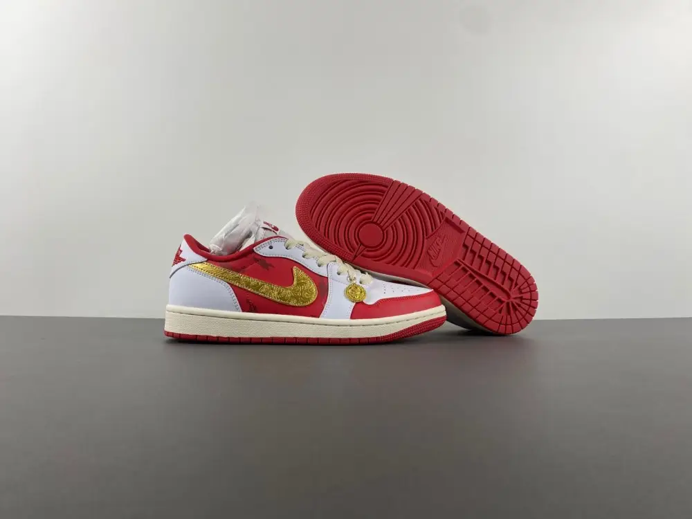 Air Jordan 1 Low 