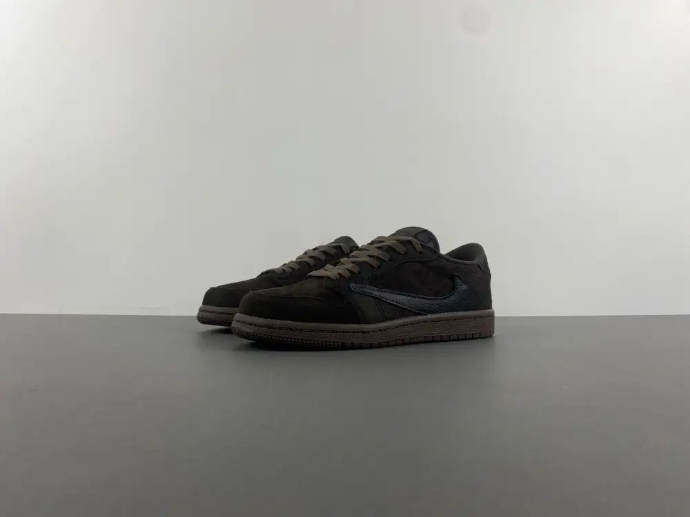 Travis Scott x Air Jordan 1 Low OG 