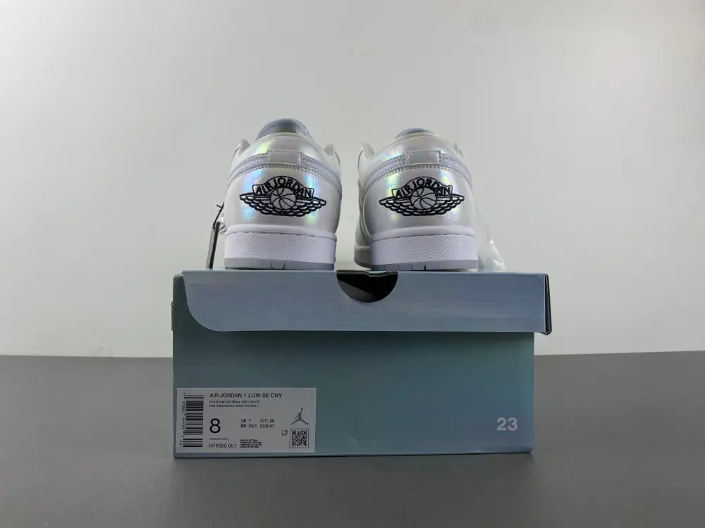 Air Jordan 1 Low SE 
