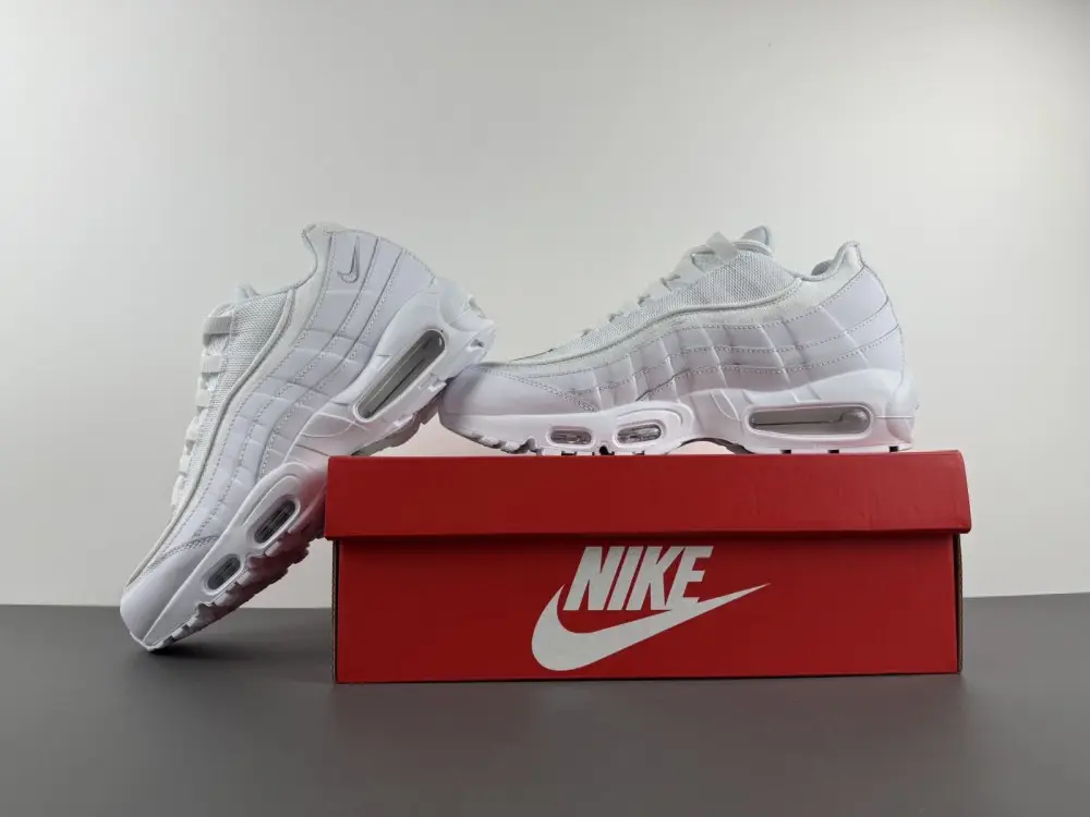 Nike Air Max 95 Essential 
