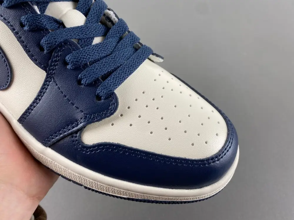 Air Jordan 1 Low OG 