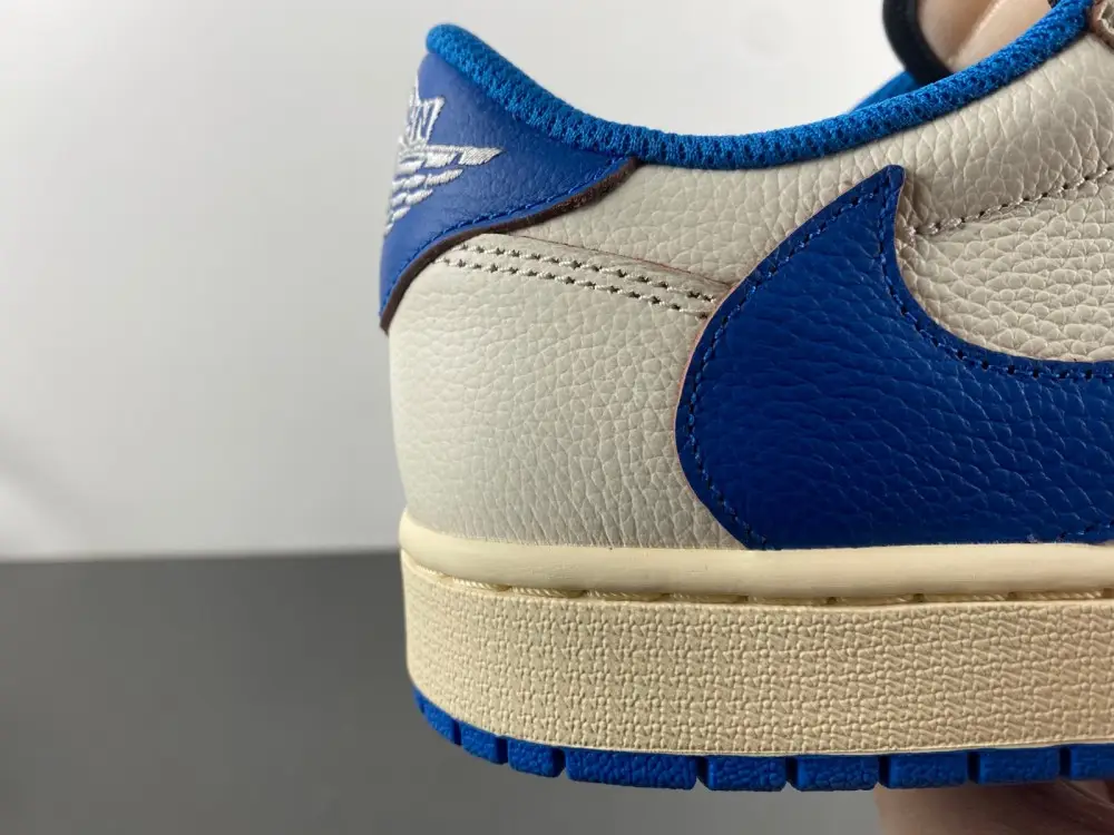 Travis Scott x Fragment x Air Jordan 1 Low OG 2.0 