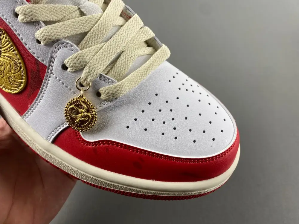 Air Jordan 1 Low 