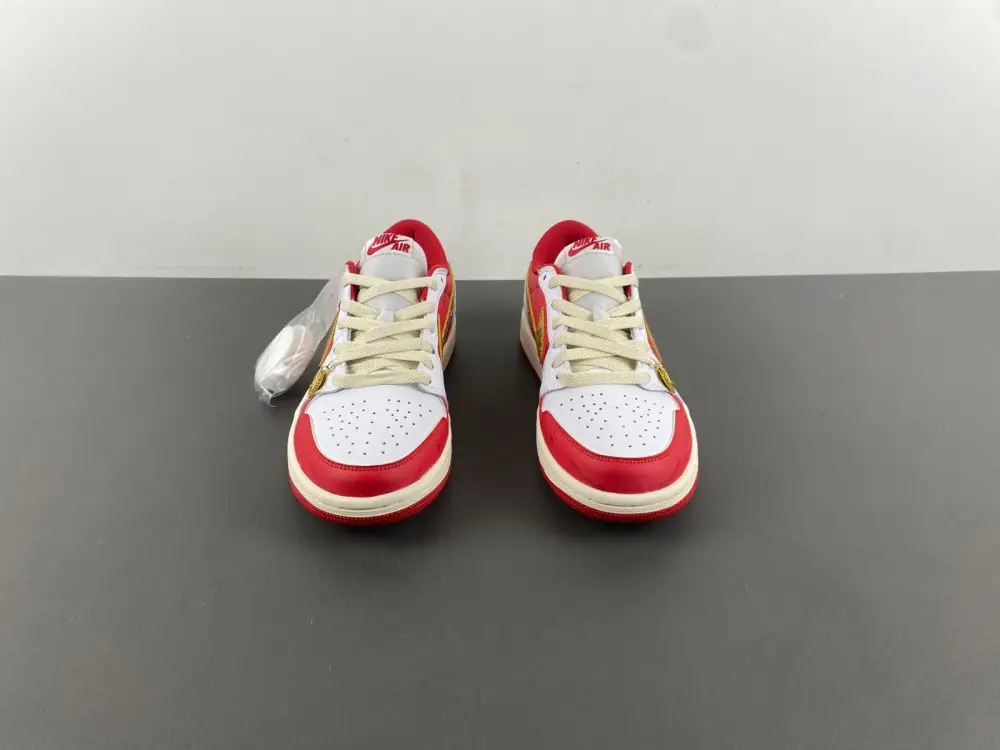 Air Jordan 1 Low 