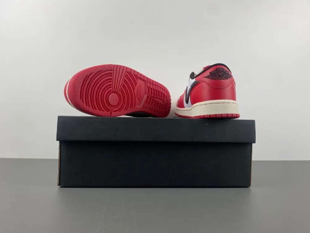 Air Jordan 1 Low OG 