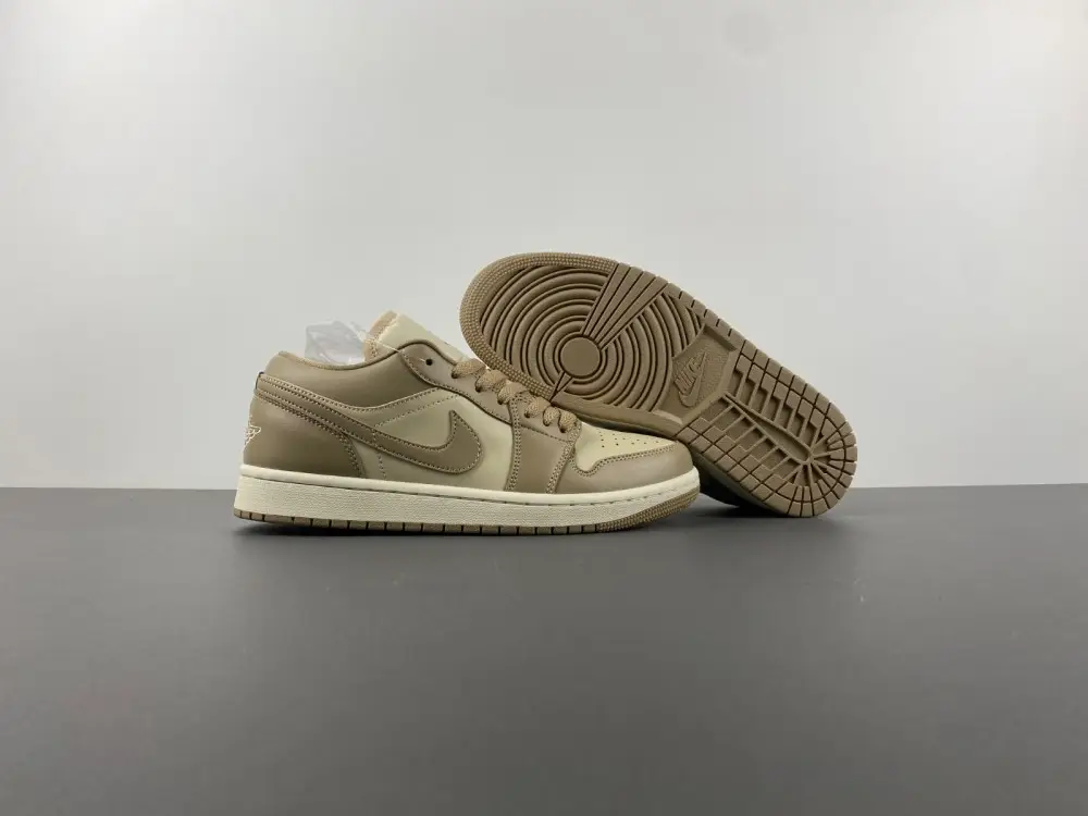 Air Jordan 1 Low 