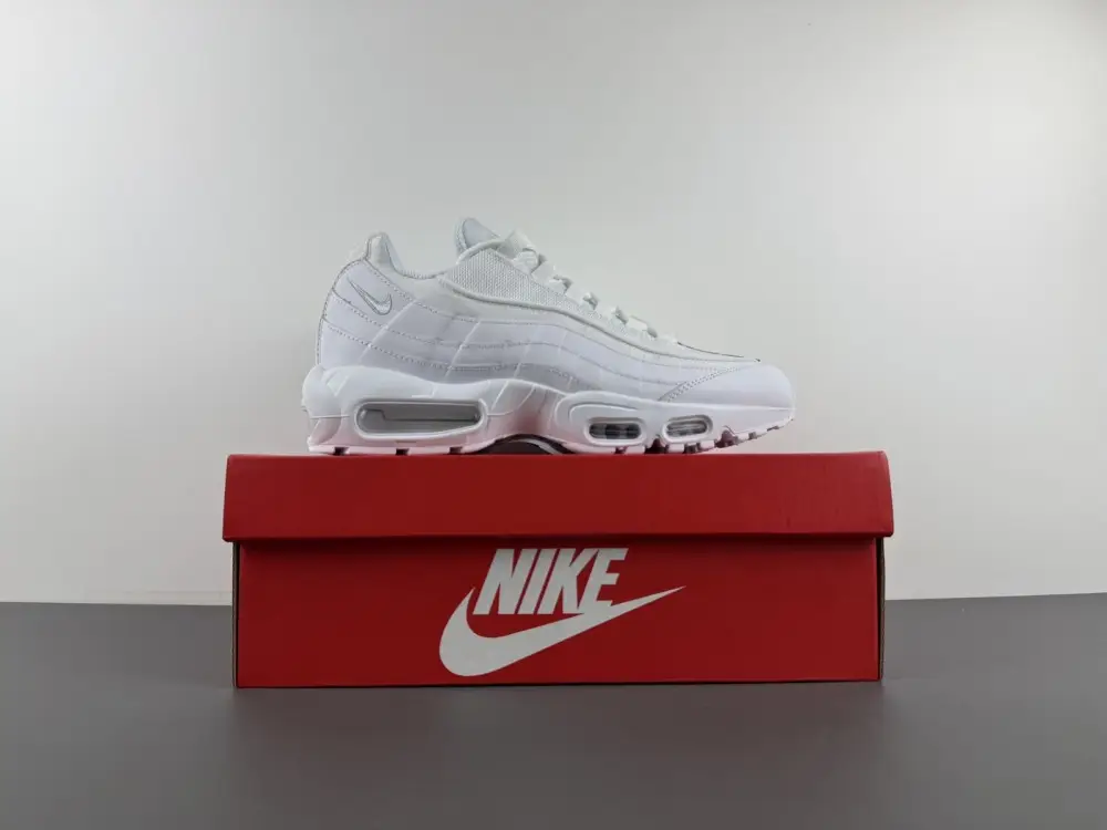 Nike Air Max 95 Essential 