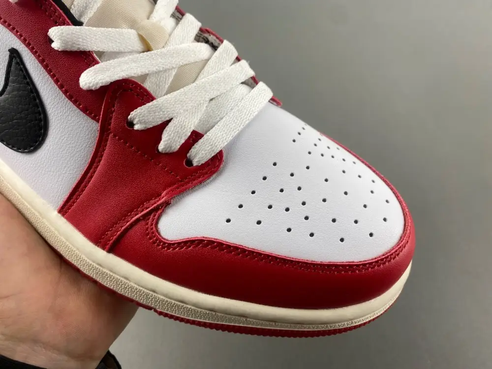 Air Jordan 1 Low OG 