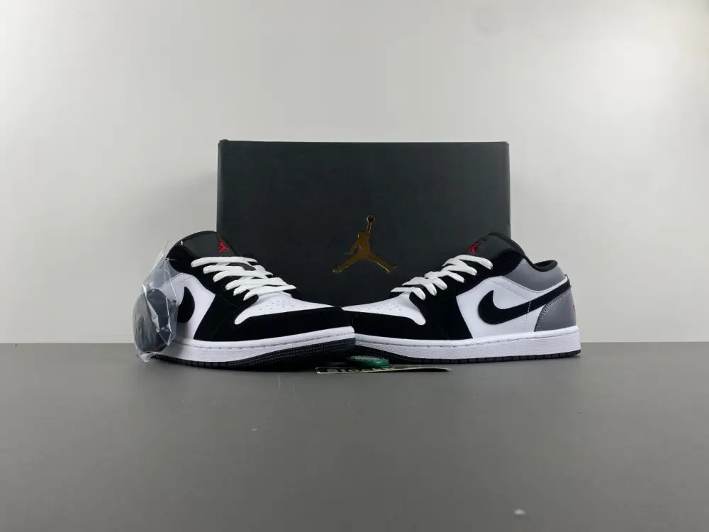 Air Jordan 1 Low 