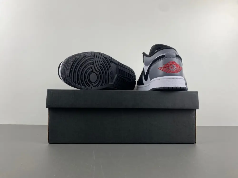 Air Jordan 1 Low 