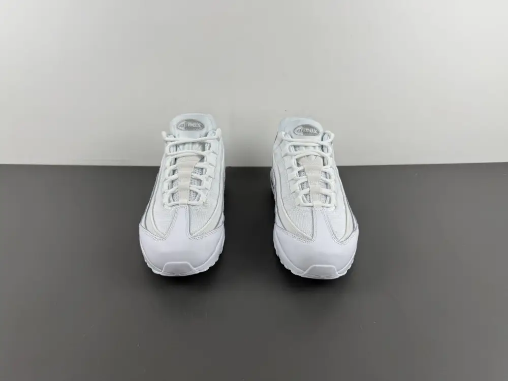Nike Air Max 95 Essential 