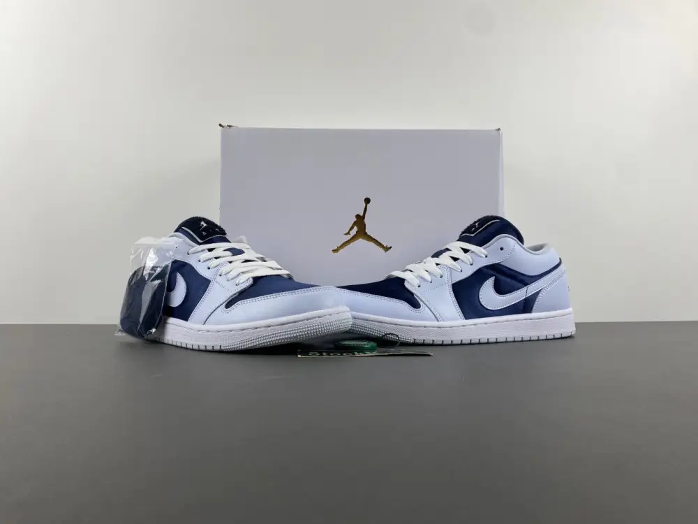 Air Jordan 1 Low  DAA824