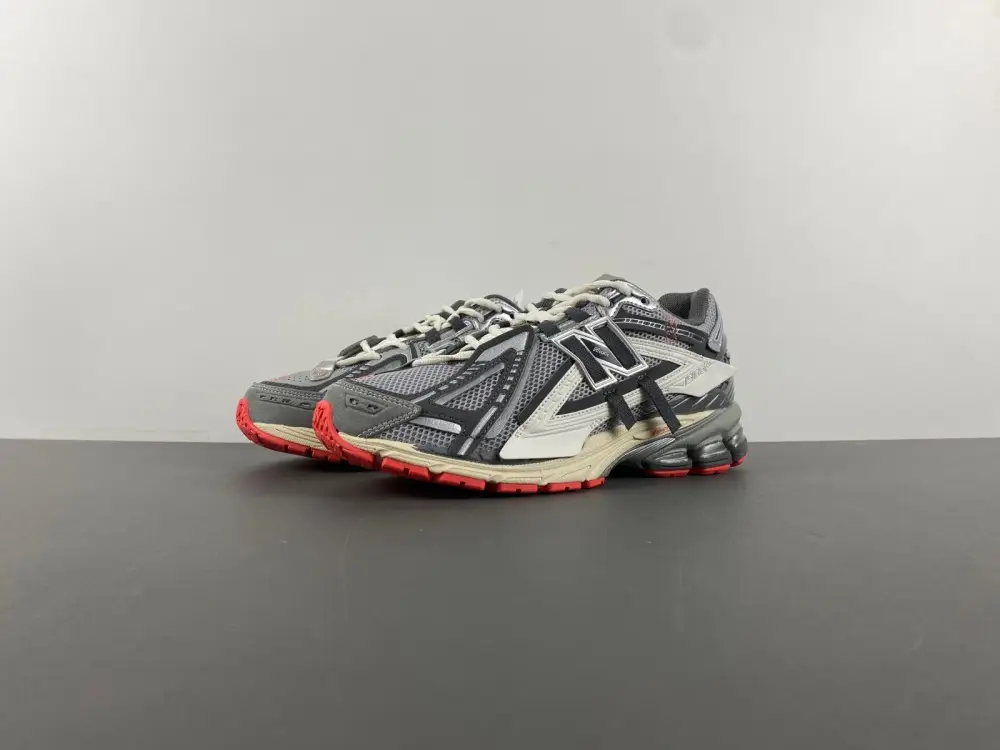 New Balance 1906R 