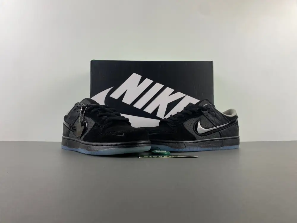 Division Street x Nike Dunk Low Lux 