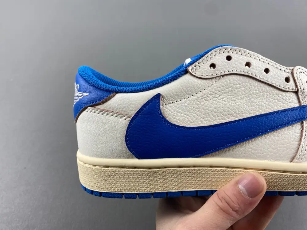 Travis Scott x Fragment x Air Jordan 1 Low OG 