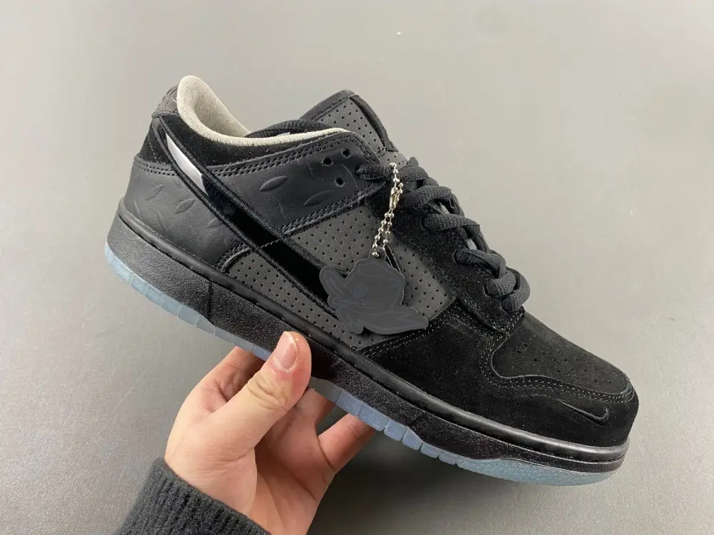Division Street x Nike Dunk Low Lux 