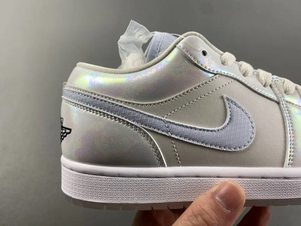 Air Jordan 1 Low SE 