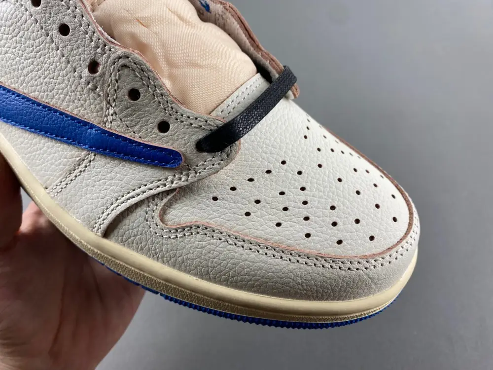 Travis Scott x Fragment x Air Jordan 1 Low OG 